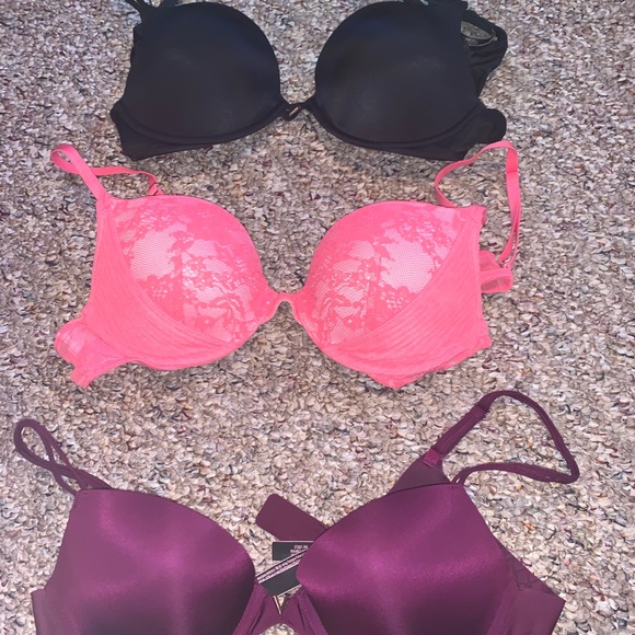 Victoria's Secret Other - Victoria’s Secret Push up bras